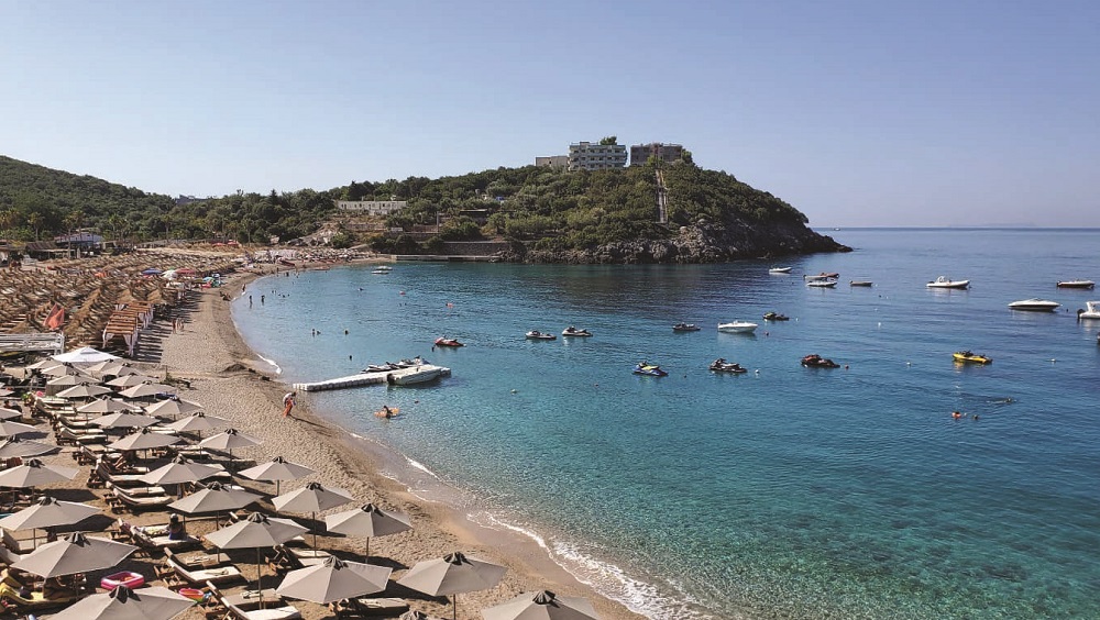 INSTAT: Ne qershor 76.4 per qind me shume turiste, kryesojne polaket dhe italianet